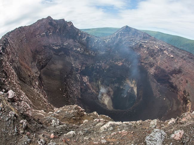 Imagen de un volcán en isla de Tonga