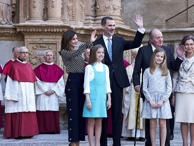 La familia real de España, entre las que están las reinas Letizia y Sofía. Foto: Getty Images