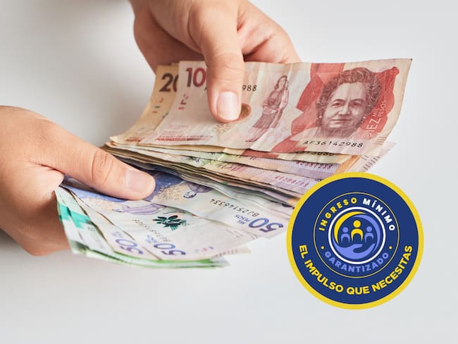 Persona sosteniendo dinero colombiano de diferente denominación. En el círculo, el logo de Ingreso Mínimo Garantizado (Fotos vía GettyImages y redes sociales)