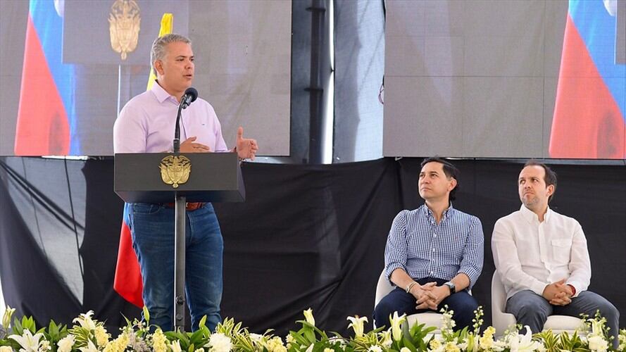 Durante la celebración de los 200 años de la batalla de chorros Blancos, el jefe de estado invitó a los colombianos a conservar la calma. Foto: Colprensa