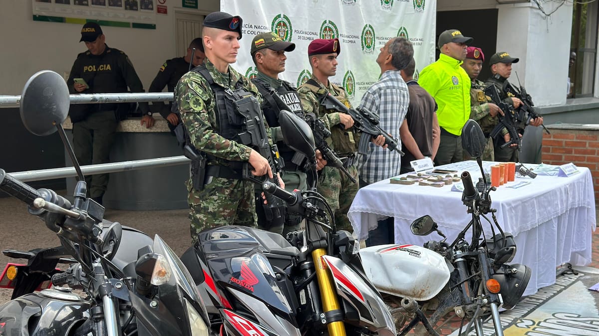 Incautan explosivos, armas y dinero a disidencias de las Farc en Jamundí