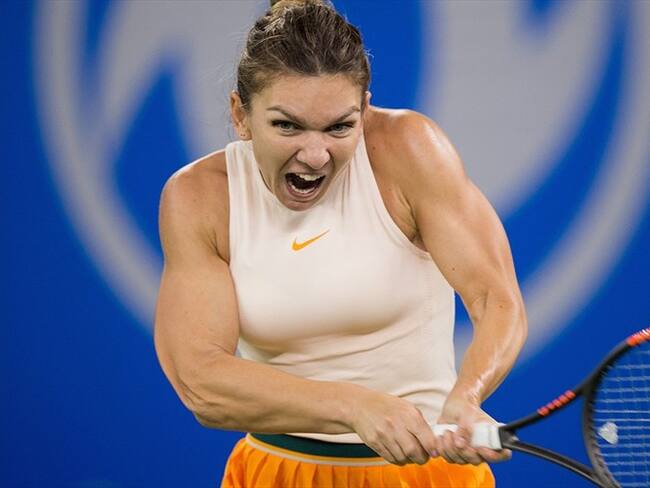 La rumana dijo que "me sometí a una resonancia magnética y descubrí que sufro una hernia discal". Foto: Agencia AFP