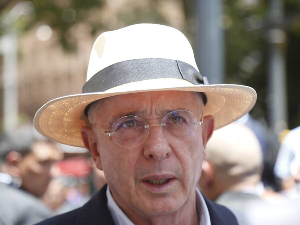 Pedimos una reflexión del Gobierno de Colombia: Uribe sobre crisis con Israel