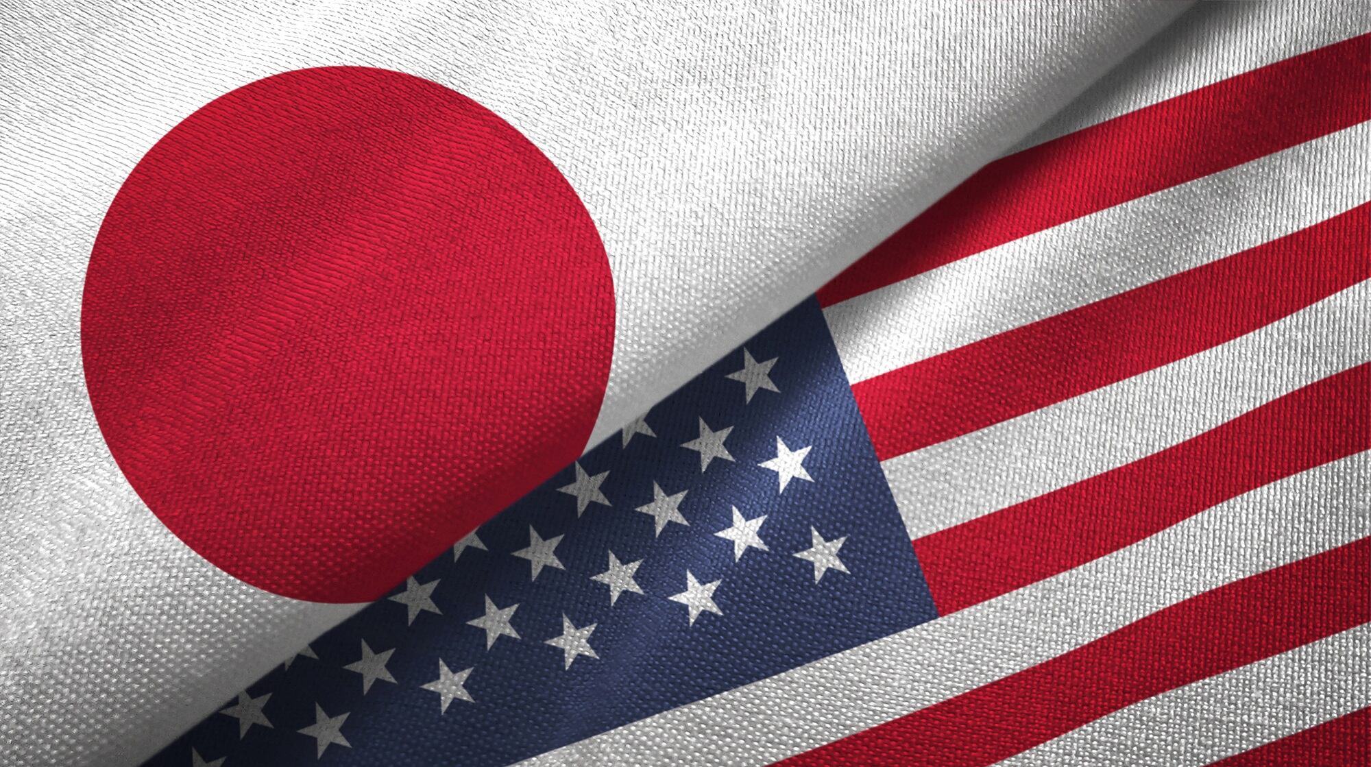 Imagen de referencia de banderas de Japón y Estados Unidos. Foto: Getty Images