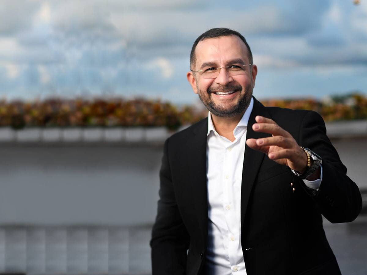 Cirugía estética Doctor Reinel Mesa: Experiencia y ética al servicio de la belleza