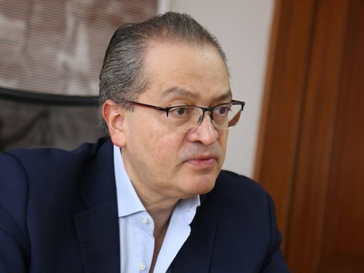 Consulta popular propuesta por Fernando Carrillo empieza su camino