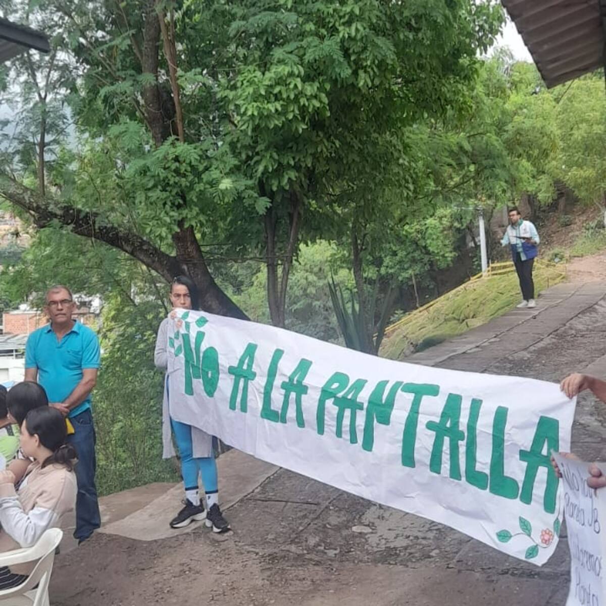 Denuncian supuestas irregularidades en obra adelantada en Girón, Santander