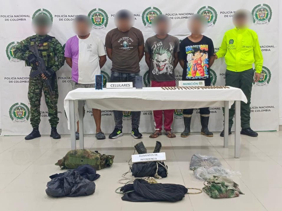 Capturan a cuatro presuntos integrantes del Clan del Golfo por ataques contra la fuerza pública en Córdoba. Foto: Policía.