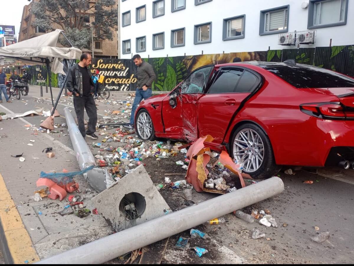 Video: Vehículo de alta gama se accidentó en el norte de Bogotá