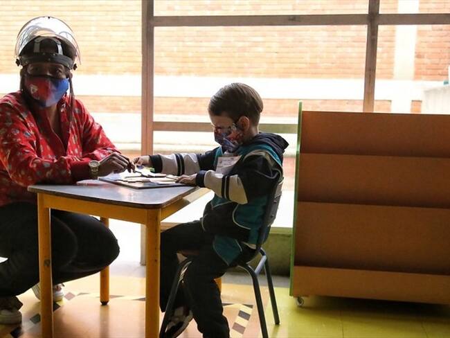 Así se vive el regreso a clases presenciales en colegios distritales