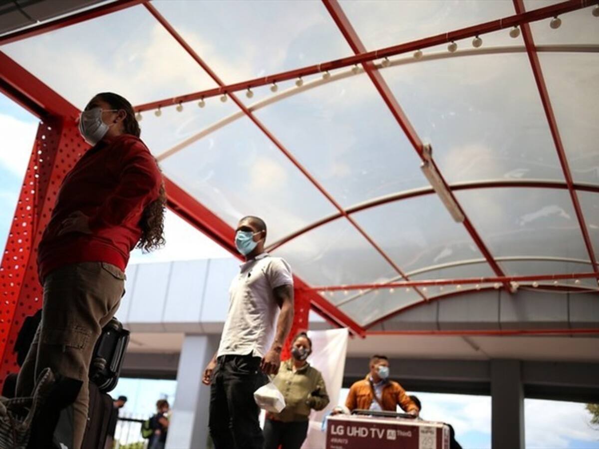 Colombia alcanzó 22.053 muertes por COVID-19; y se registraron 7.343 nuevos casos