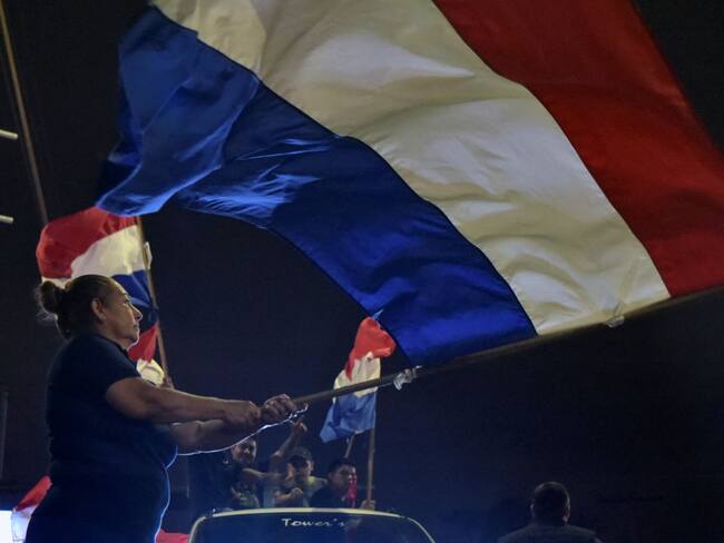 Imagen de referencia de bandera de Paraguay. Foto: Getty Images.
