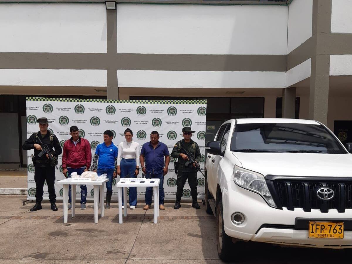 Vuelve y juega: carro de la UNP transportaba droga en vías de Caquetá