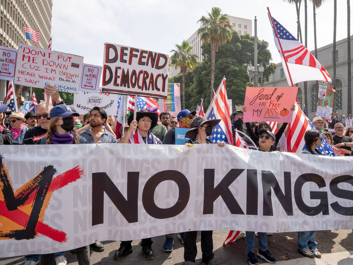 En Estados Unidos no hay ningún rey: cofundador de organización que coordinó protesta ‘No Kings’