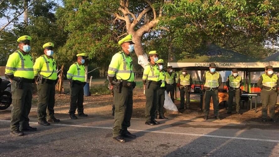 La Policía Metropolitana de Barranquilla entregó el balance de lo que fue el confinamiento total en la capital del Atlántico. Foto: Colprensa / EXTERNOS