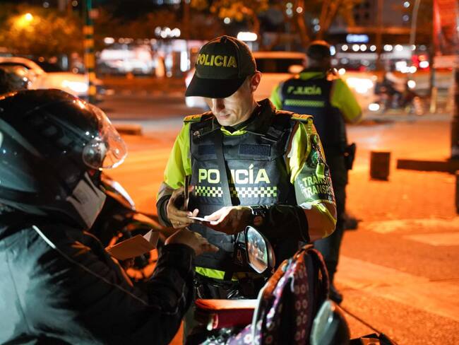 La Alcaldía de Cali está evaluando nuevas alternativas para reducir la accidentalidad relacionada con motocicletas. Foto: Alcaldía de Cali.