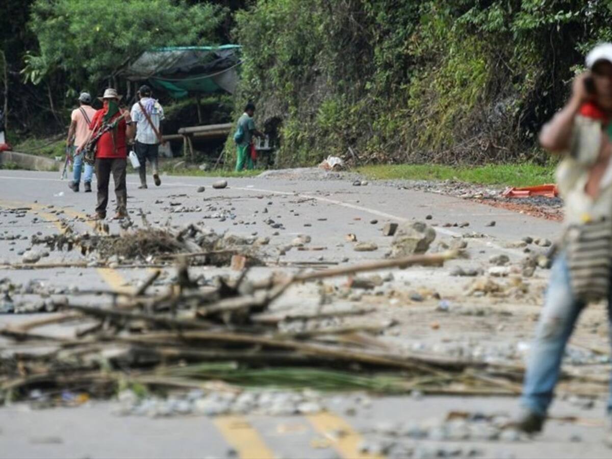 Muere un indígena en choques con la Fuerza Pública en Cauca
