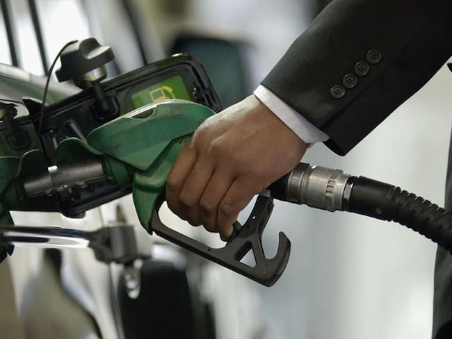Estaciones de gasolina en Bogotá que roben a sus clientes podrían ser multadas o cerradas