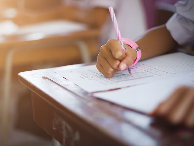Niño estudiando, imagen de referencia. / Foto: Getty Images.