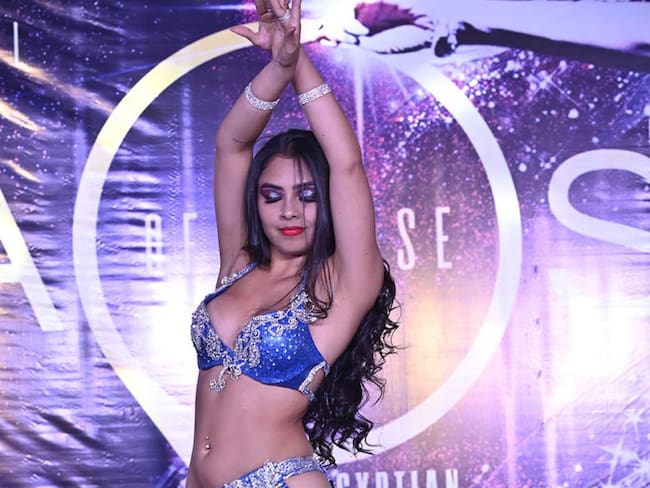 Colombiana fue condecorada como mejor bailarina de danza árabe en el mundo