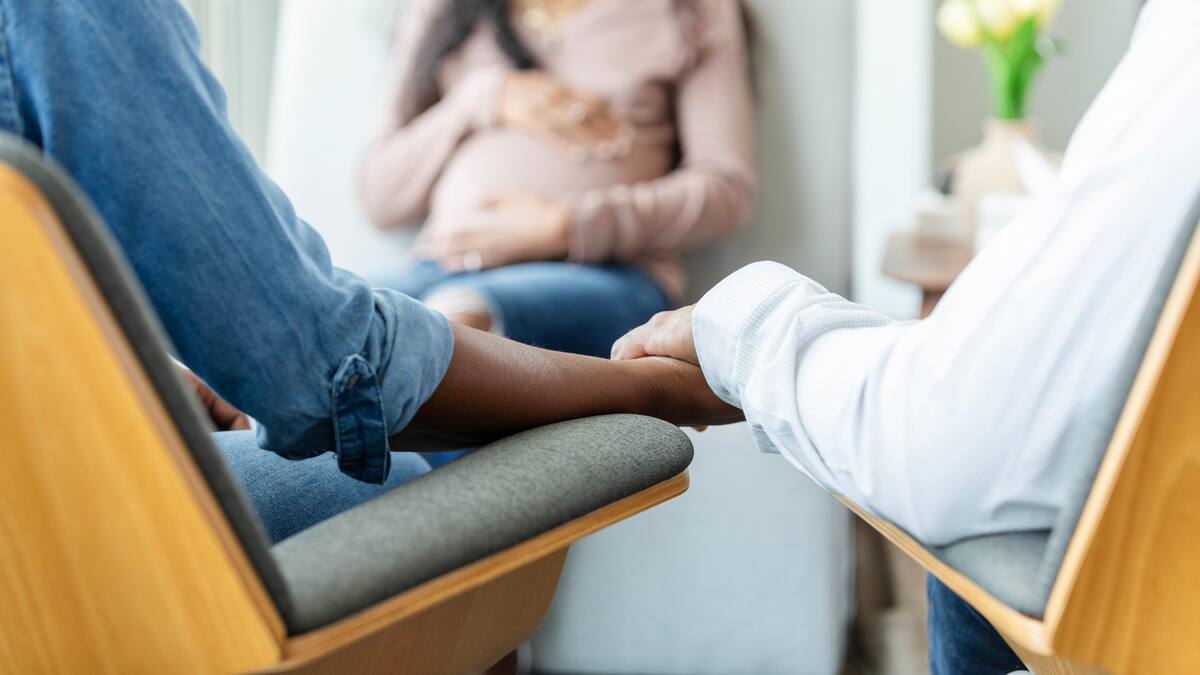 “Es una forma de ayudar a familias que no pueden tener hijos”: portadora gestante sobre subrogación