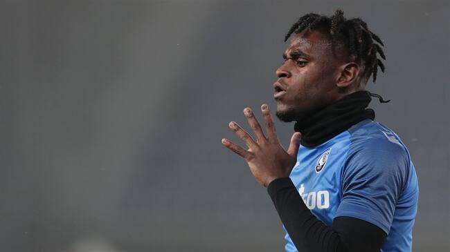 Duván Zapata fue elegido el mejor jugador del Atalanta de octubre. Foto: Getty