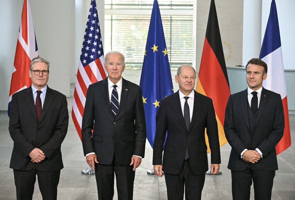 Joe Biden, Olaf Scholz, Emmanuel Macron y Keir Starmer. I Foto: TOBIAS SCHWARZ/AFP via Getty Images.