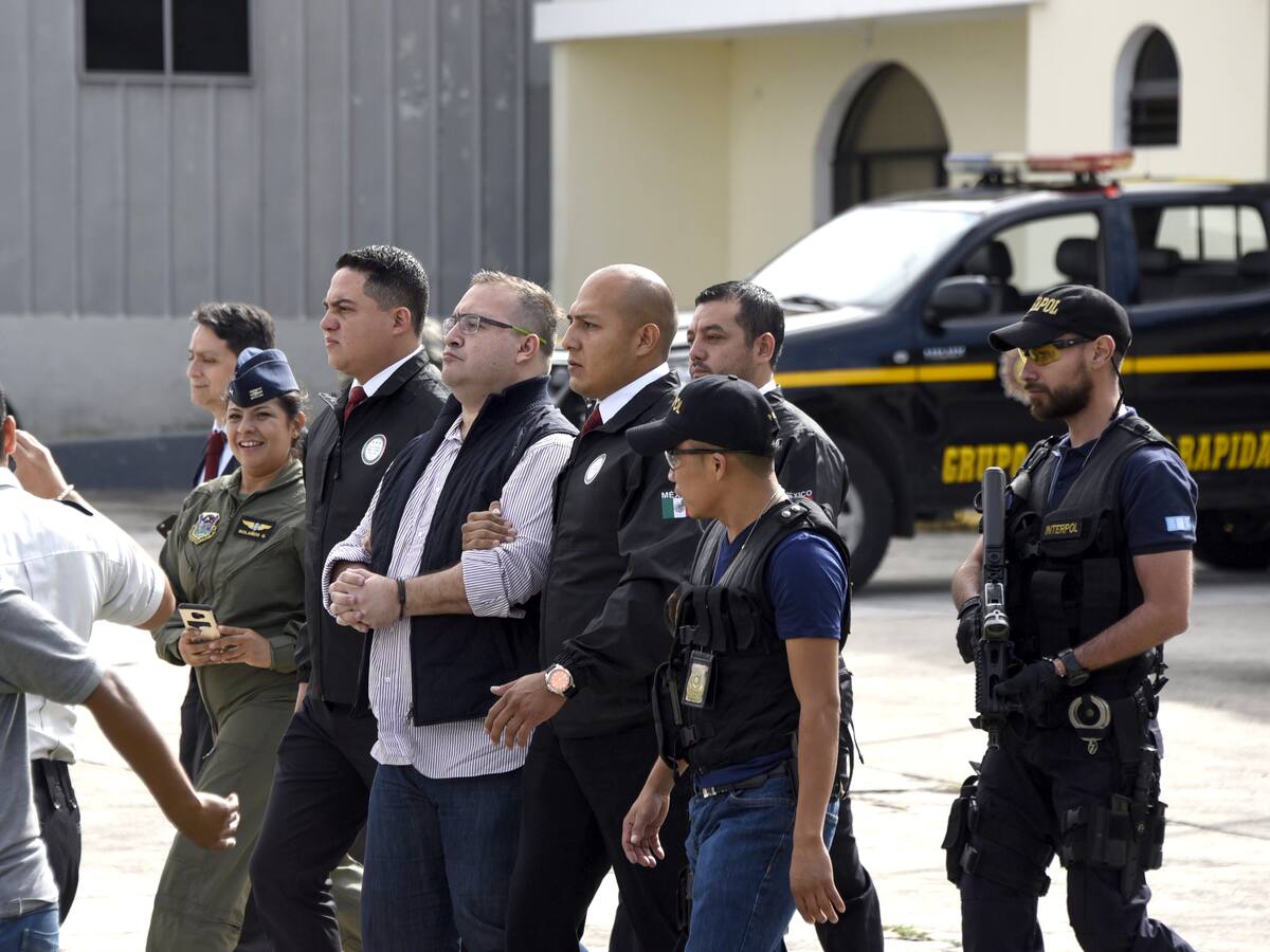 Reino Unido ordena la extradición de esposa de exgobernador mexicano, encarcelado por corrupción