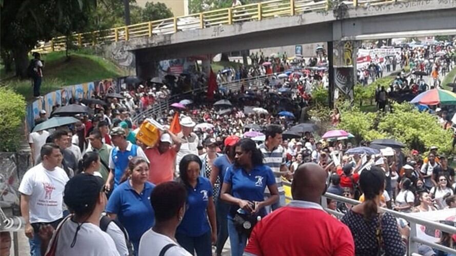 Las clases en las instituciones educativas del sector público de Cali, fueron suspendidas. Foto: Erika Rebolledo