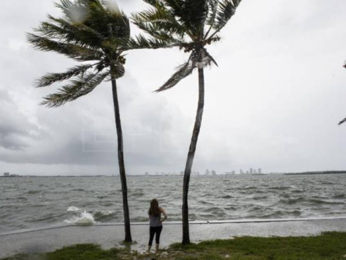 Biden declara estado de emergencia en Puerto Rico por huracán Fiona