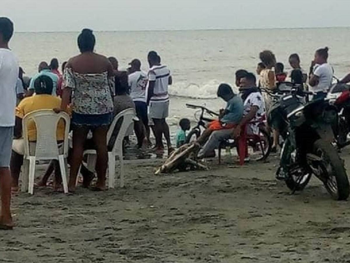 Denuncian celebraciones en Moñitos en plena pandemia