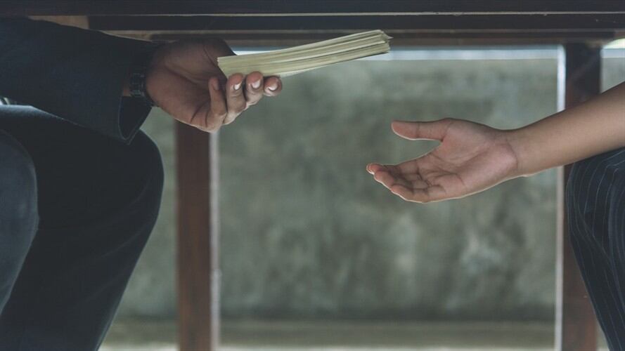 Colombianos habrían sobornado al gobierno venezolano. Foto: Getty Images / Vinculan a 3 colombianos en presunto caso de soborno con el gobierno de Venezuela