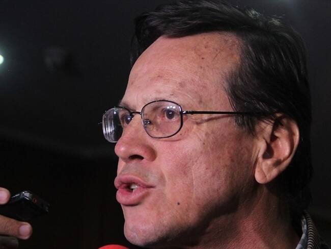 Este proyecto es una actitud dictatorial: Fabio Arias sobre regular la protesta