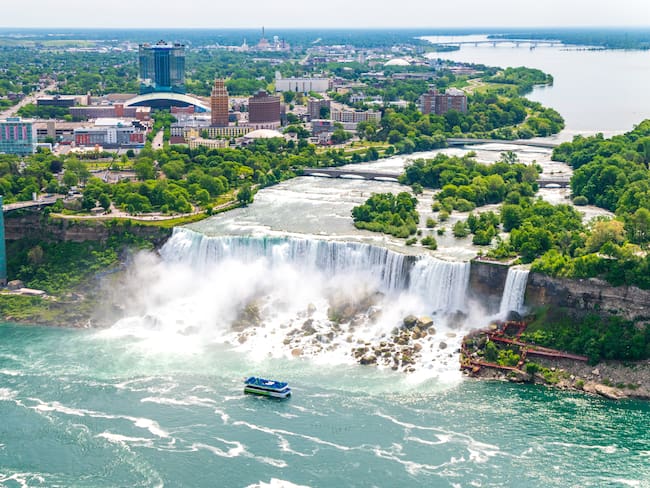 Vista aérea de las Cataratas del Niágara entre Canadá y Estados Unidos / Foto: GettyImages