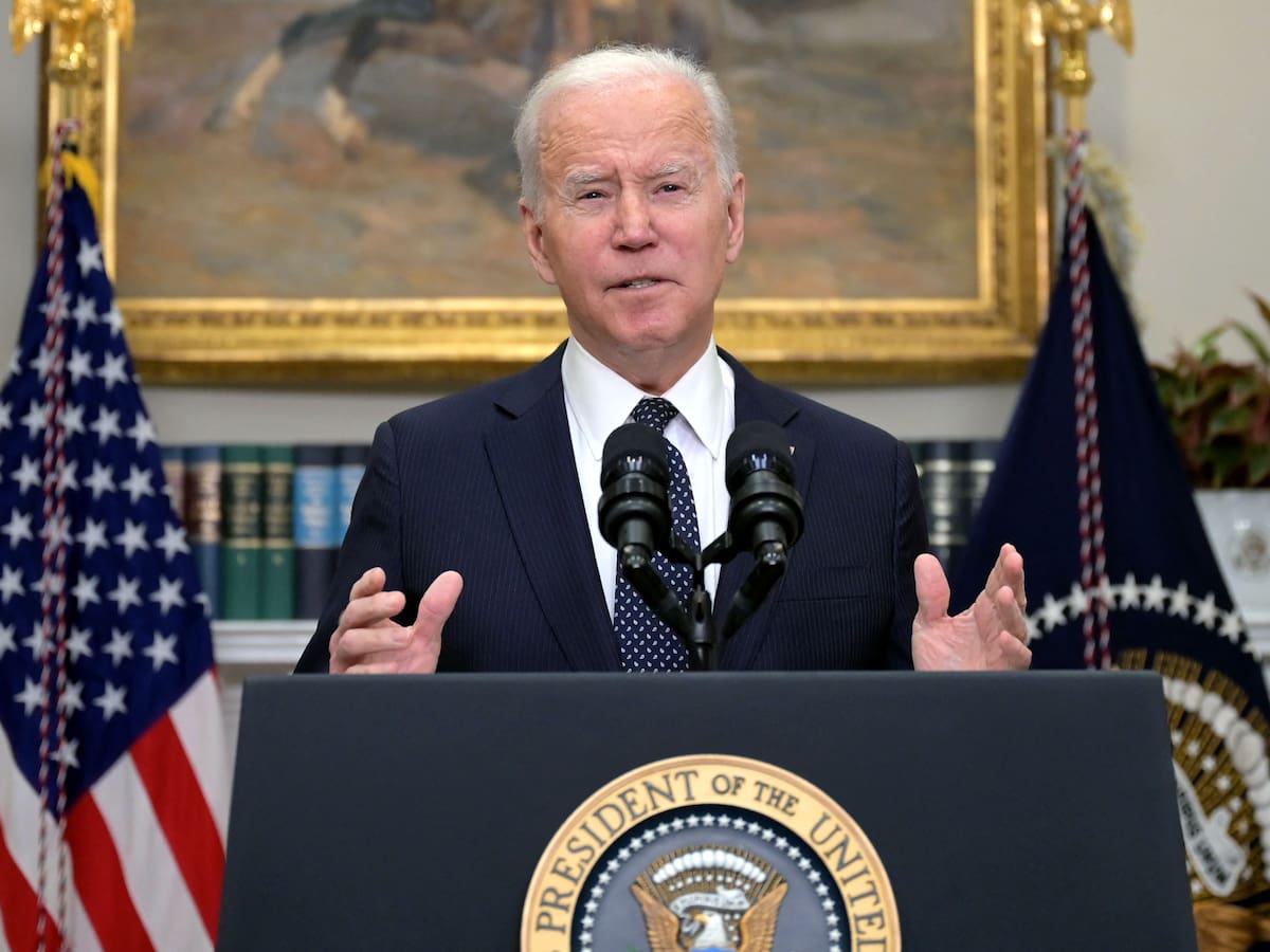 Joe Biden prohíbe inversiones estadounidenses en Donetsk y Lugansk tras el reconocimiento de Putin