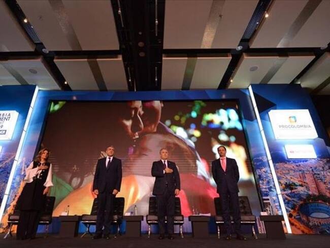 Alrededor de 600 inversionistas internacionales se dan cita en Bogotá, en el Colombia Investment Summit. Foto: Agencia Anadolu