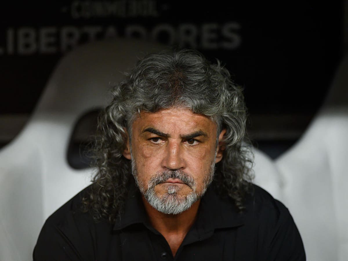 Leonel Álvarez no es más el Director Técnico de Bucaramanga