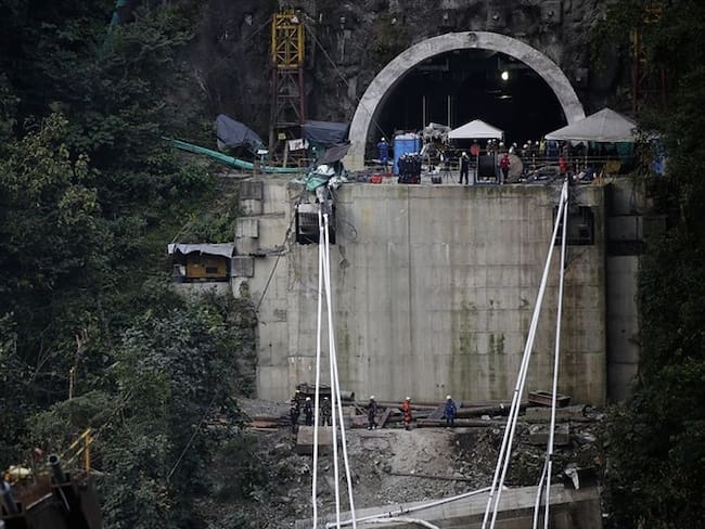 El accidente ocurrió en el sector conocido como Chirajara, una zona muy montañosa donde se construye la doble calzada de la carretera Bogotá-Villavicencio. Foto: Colprensa