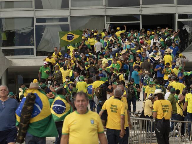 Simpatizantes del expresidente Jair Bolsonaro. Foto: Joedson Alves / Anadolu Agency via Getty Images