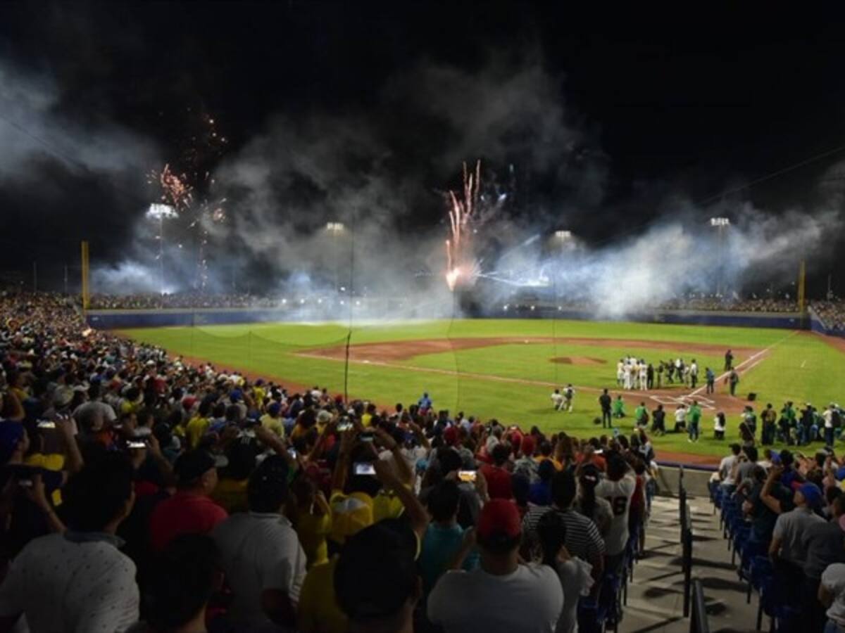 Toda Barranquilla se unió para homenajear a Édgar Rentería