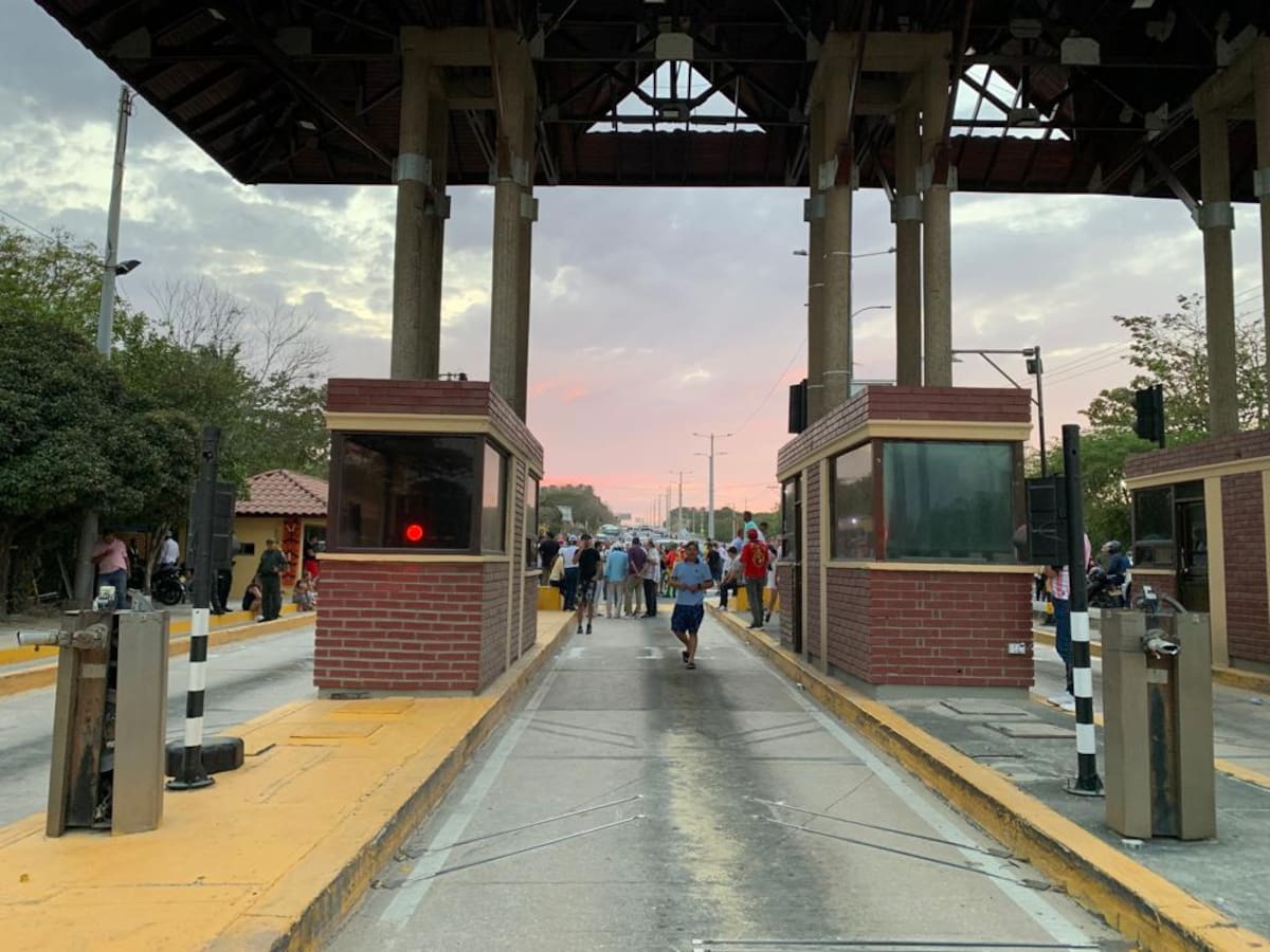 ANI y Gobernación del Atlántico acuerdan tarifa diferencial para el peaje de Puerto Colombia