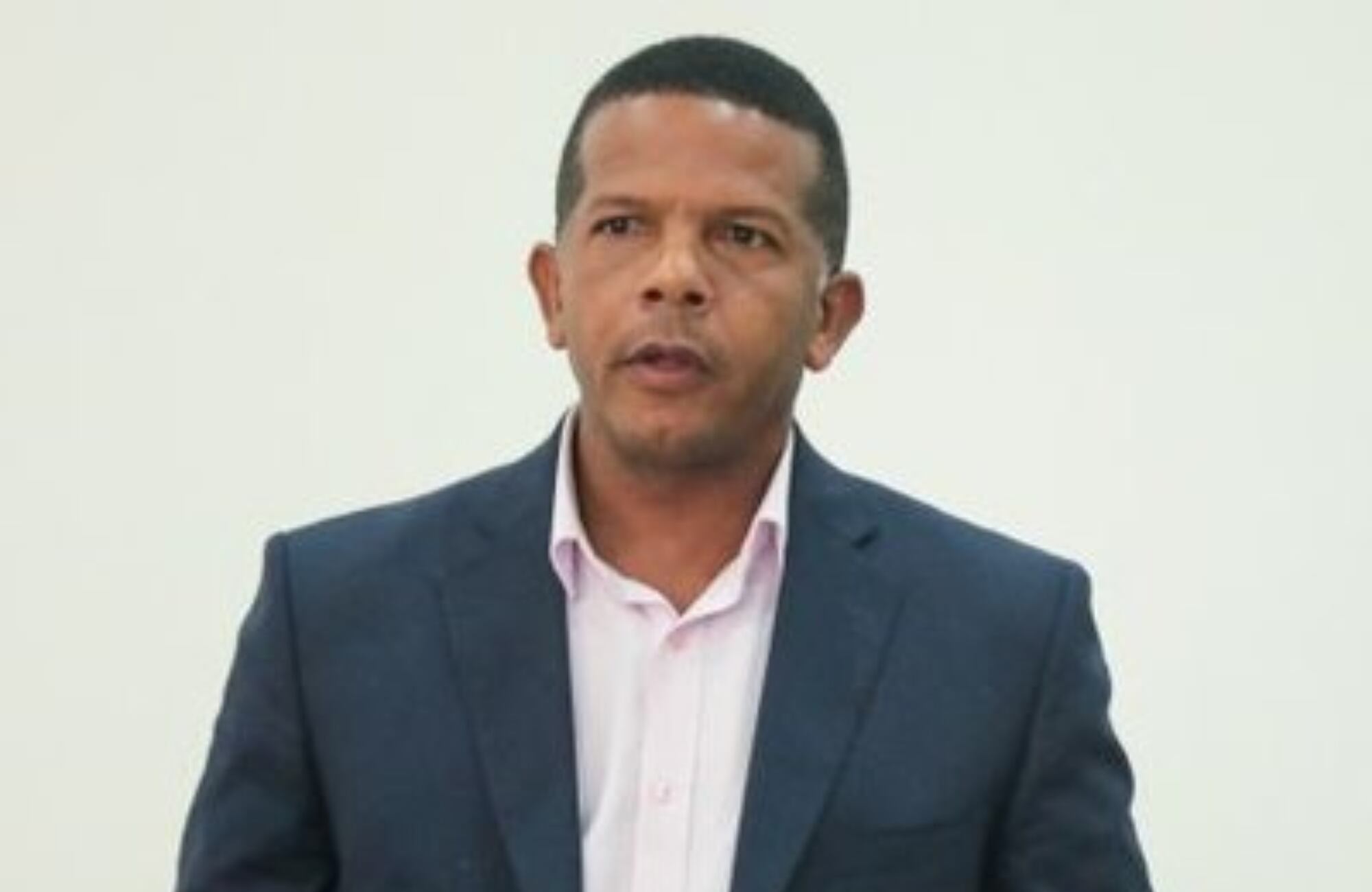 Camilo Iguarán, viceministro del Deporte. Foto: Twitter @CAIguaranCampo