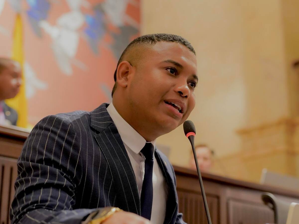 Al Oído: Polo Polo lanza pulla al uribismo “todo por un tinto, Petro se salió con la suya”