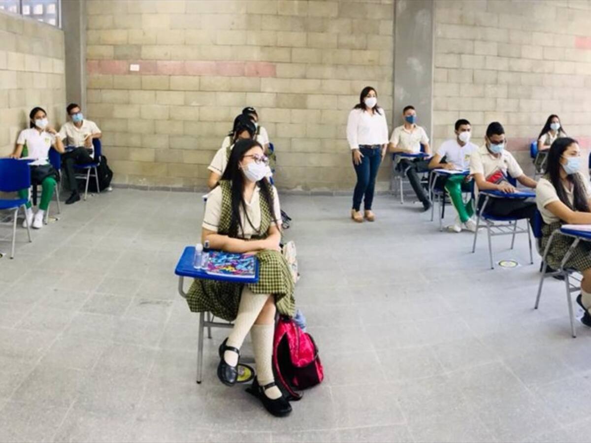 Suspenden clases presenciales en Córdoba por aumento de los casos de coronavirus