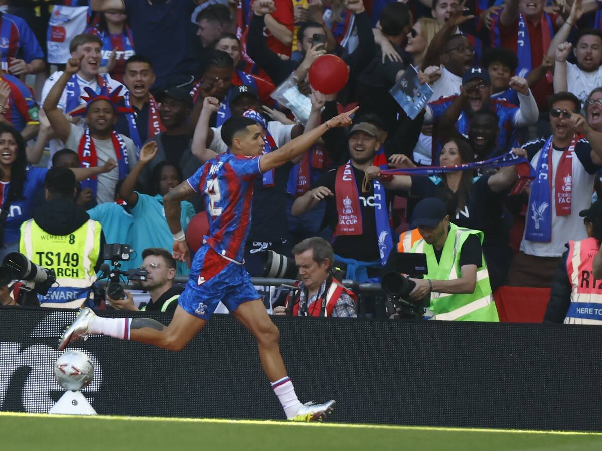 De la mano de Daniel Muñoz y Jefferson Lerma, el Crystal Palace salió campeón de la FA Cup