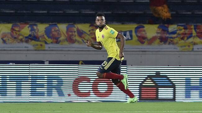 Delantero colombiano Miguel Ángel Borja anotó en el partido ante Argentina. Foto: Gabriel Aponte/Getty Images