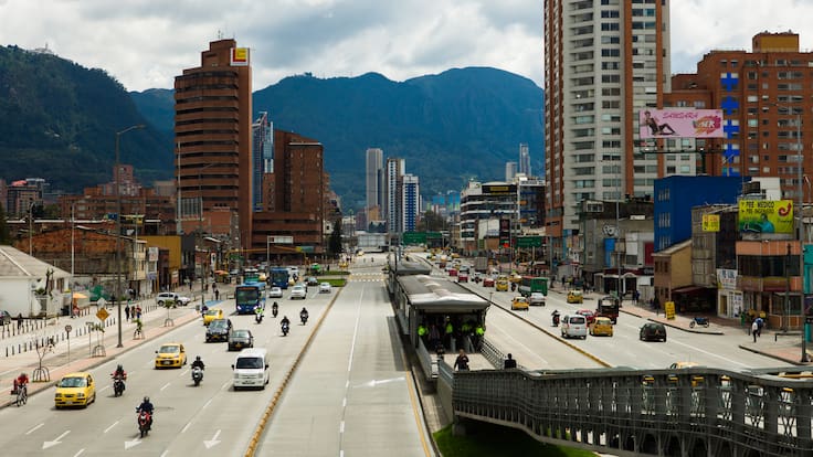 Levantan alerta ambiental en Bogotá: así funcionará el pico y placa solidario