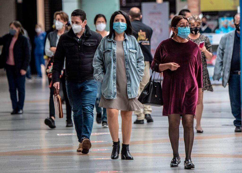 Desde el primero de mayo se eliminó el uso obligatorio del tapabocas. Crédito: GettyImages