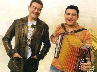 Iván Villazón y Saúl Lallemand. Foto: Festivalvallenato.com