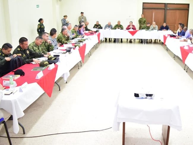 El ministro de Defensa, Carlos Holmes Trujillo, anunció que el Gobierno Nacional implementará nuevas estrategias para combatir la criminalidad en el país. Foto: Gobernación del Cauca